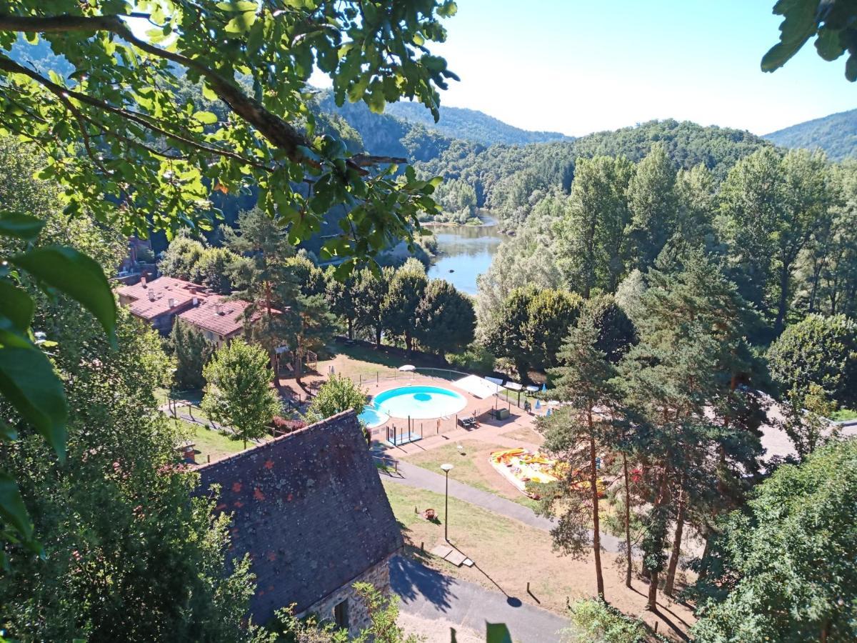 Clos Moulin Vorey Buitenkant foto
