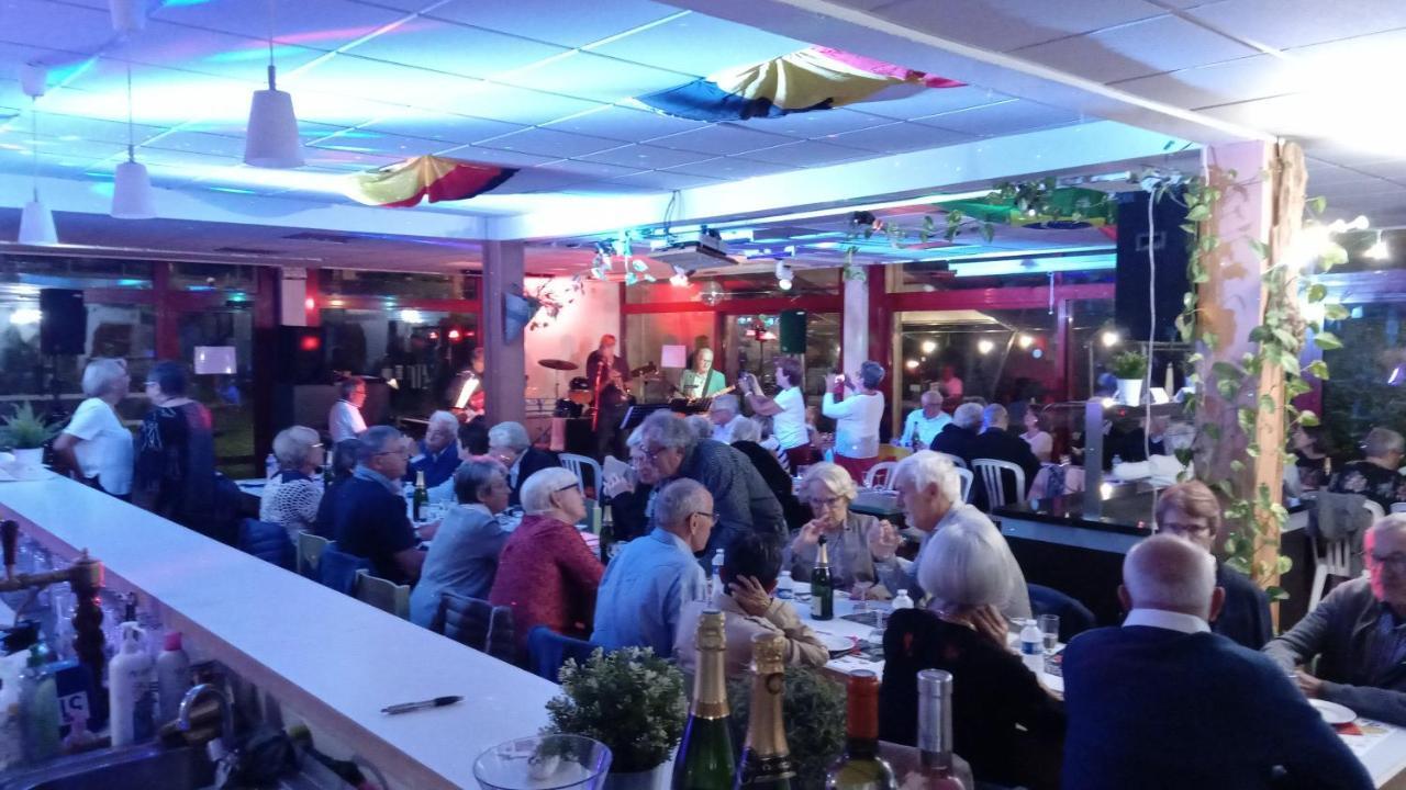 Clos Moulin Vorey Buitenkant foto